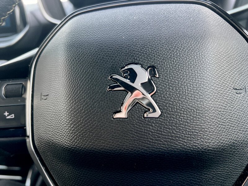 Used Peugeot E-208 2022 for sale - 76638670: Photo 31