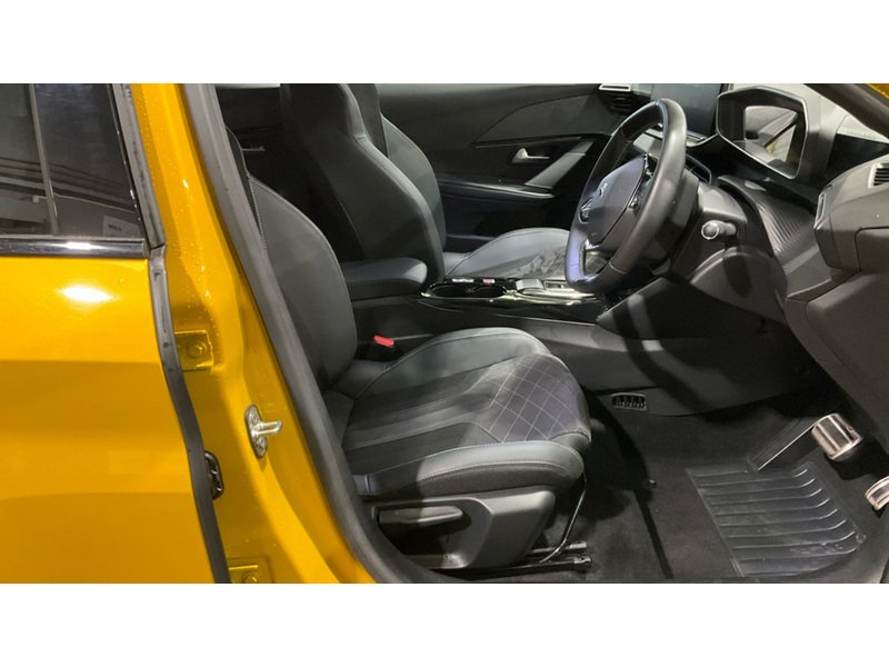 Used Peugeot E-208 2022 for sale - 76638670: Photo 4