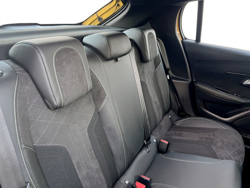 Used Peugeot E-208 2022 for sale - 76638670: Photo 43