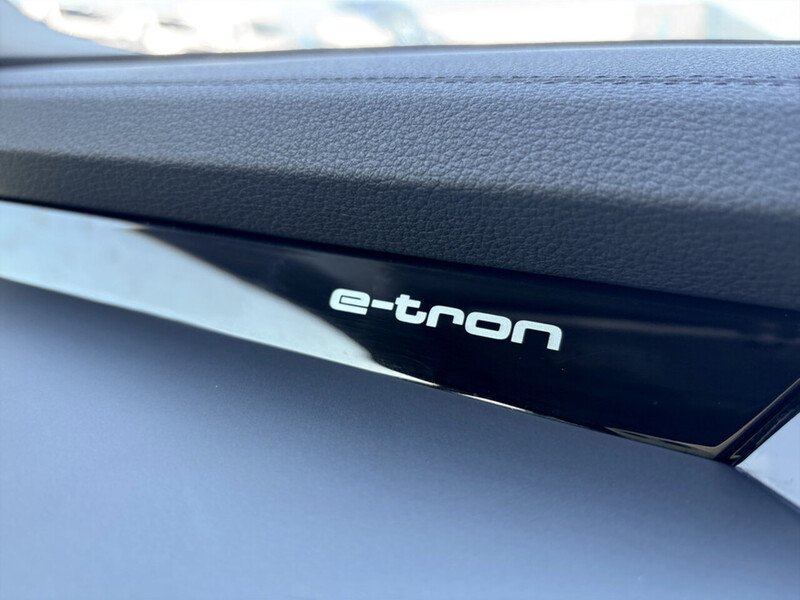 Used Audi e-tron 2021 for sale - 77945246: Photo 37