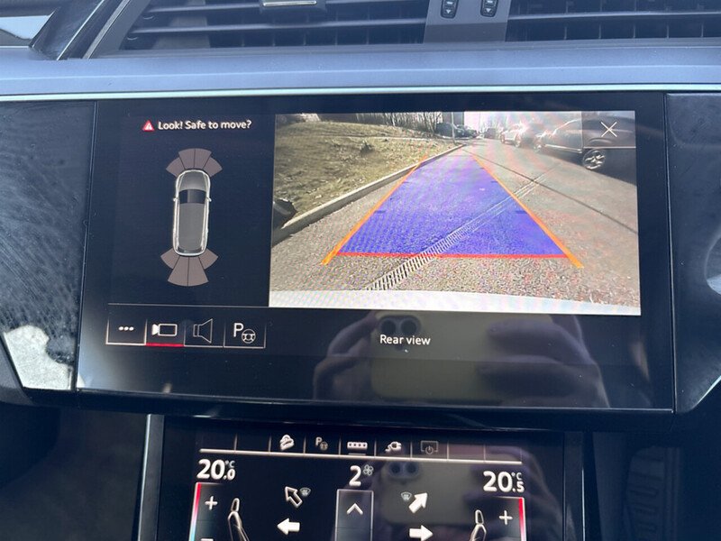 Used Audi e-tron 2021 for sale - 77945246: Photo 42