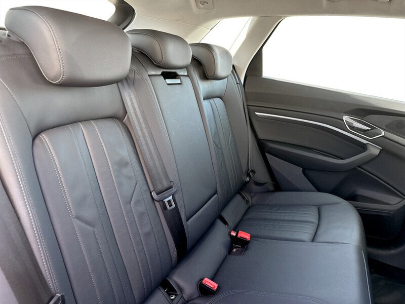 Used Audi e-tron 2021 for sale - 77945246: Photo 48