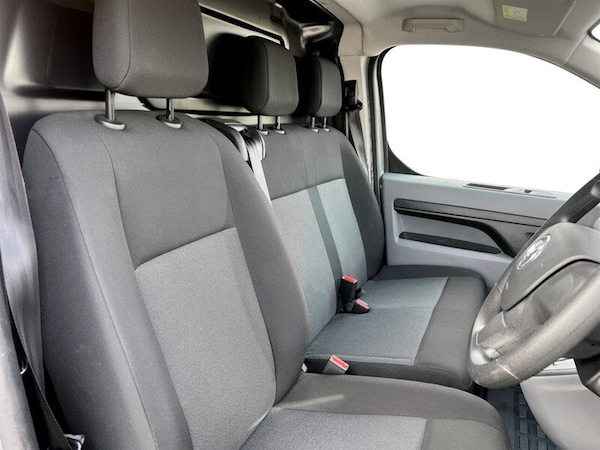Used Vauxhall Vivaro Electric 2023 for sale - 76210962: Photo 12