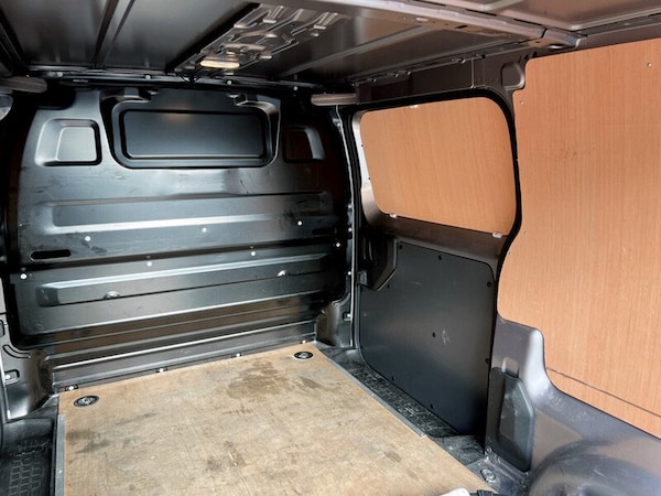 Used Vauxhall Vivaro Electric 2023 for sale - 76210962: Photo 30
