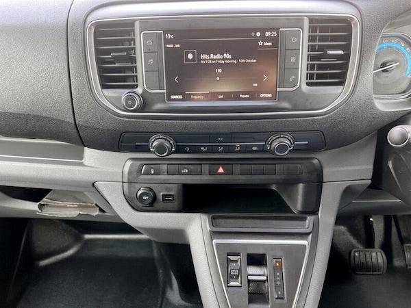 Used Vauxhall Vivaro Electric 2023 for sale - 76210962: Photo 40