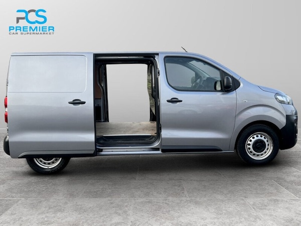 Used Vauxhall Vivaro Electric 2023 for sale - 76210962: Photo 8