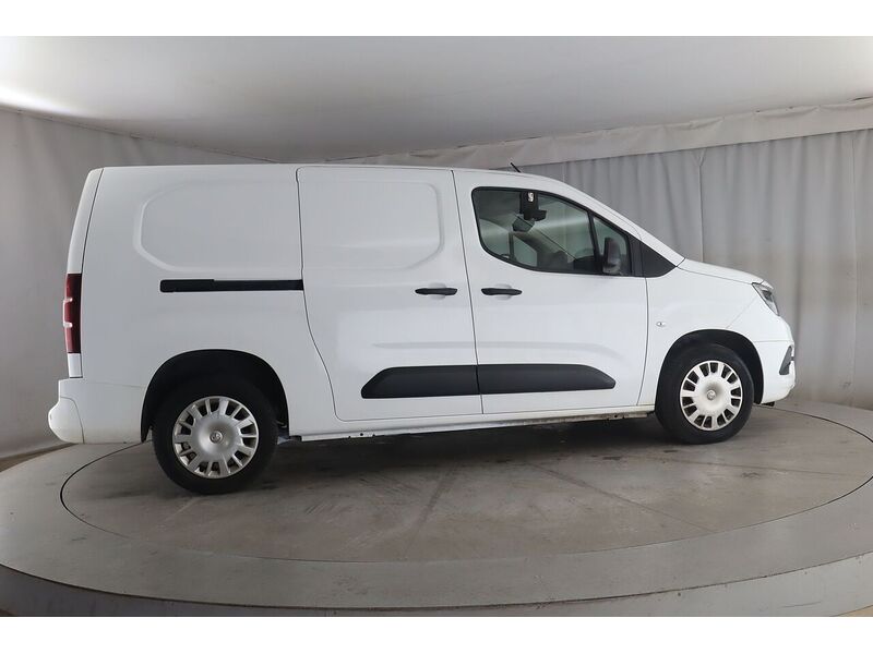 Used Vauxhall Combo 2021 for sale - 76694348: Photo 3