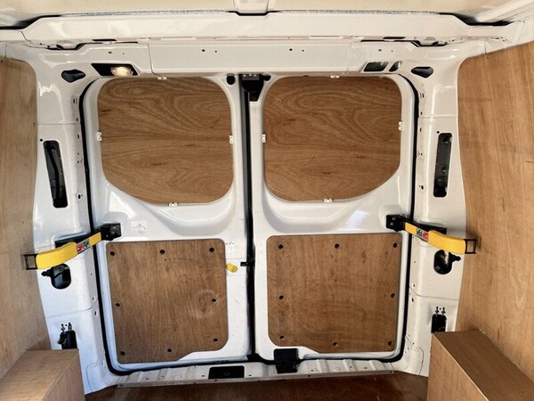 Used Ford Transit Custom 2020 for sale - 76197329: Photo 20