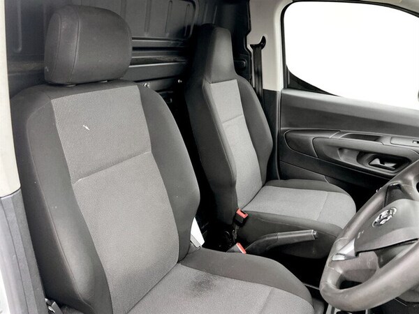 Used Vauxhall Combo 2021 for sale - 76245561: Photo 11