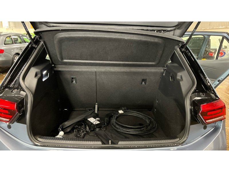 Used Volkswagen ID.3 2022 for sale - 77636861: Photo 7
