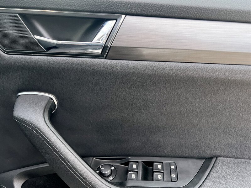 Used Skoda Superb 2021 for sale - 76673060: Photo 43