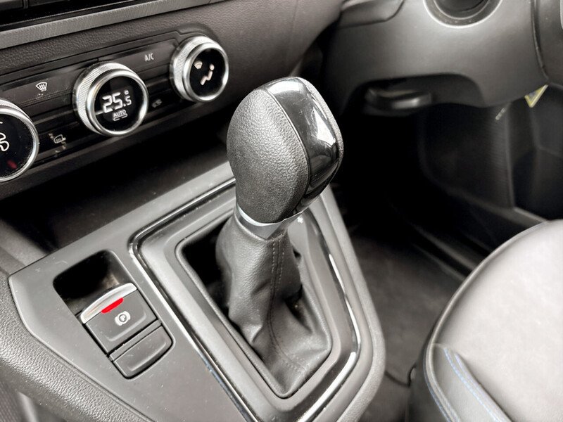 Used Nissan Other 2023 for sale - 77558334: Photo 44