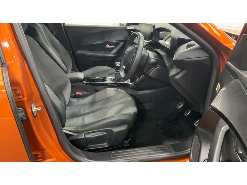 Used Peugeot 2008 2023 for sale - 76628605: Photo 4