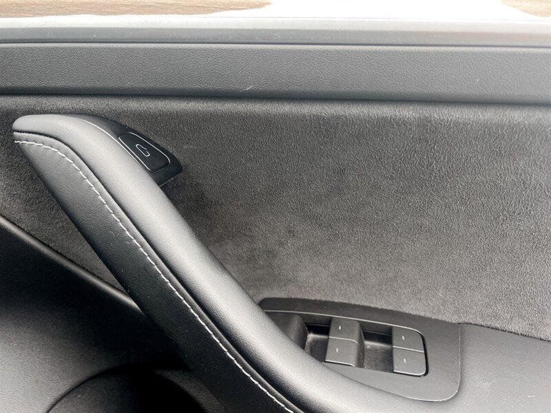 Used Tesla Model 3 2021 for sale - 76751498: Photo 40