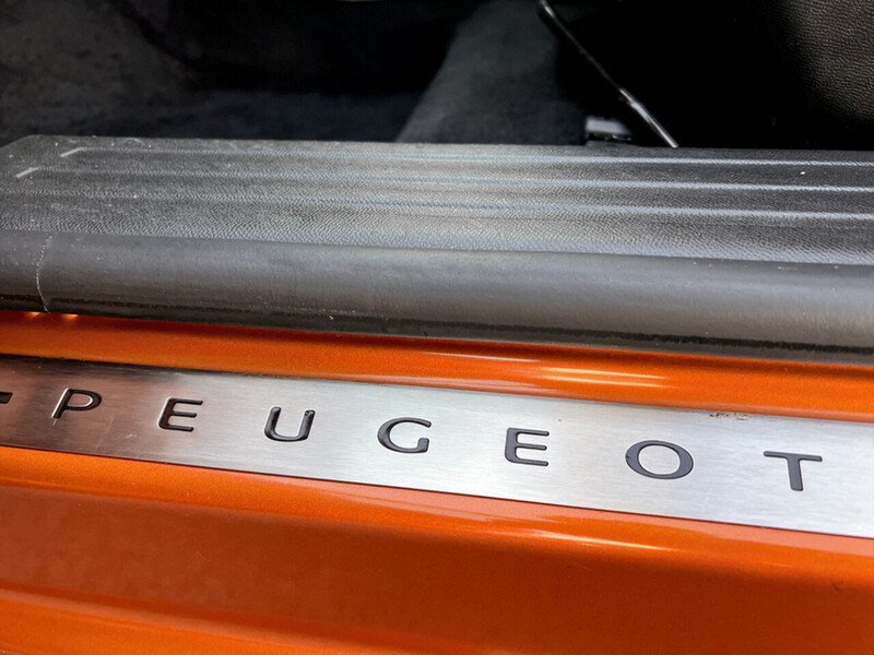 Used Peugeot E-2008 2021 for sale - 76778074: Photo 17