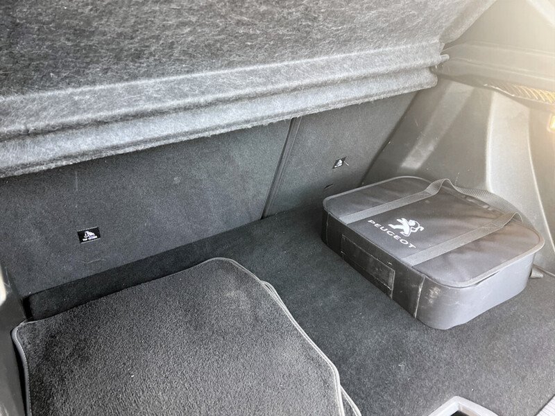 Used Peugeot E-2008 2021 for sale - 76778074: Photo 21