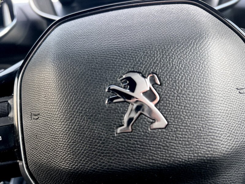 Used Peugeot E-2008 2021 for sale - 76778074: Photo 28