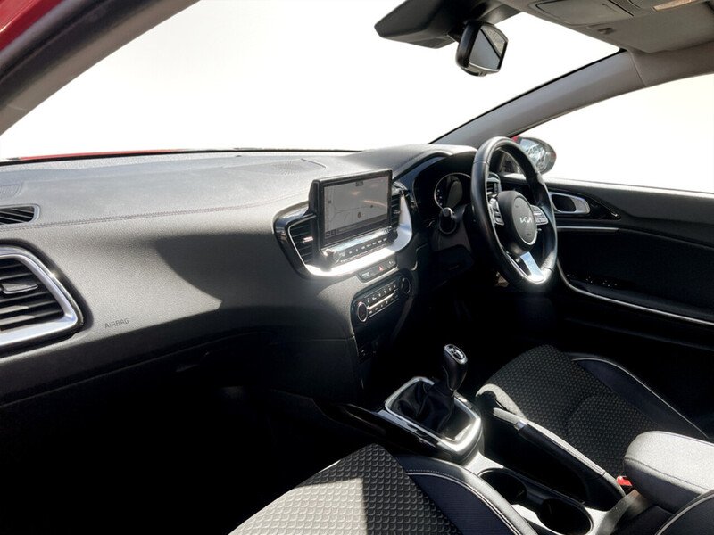 Used Kia Ceed 2022 for sale - 76932140: Photo 32