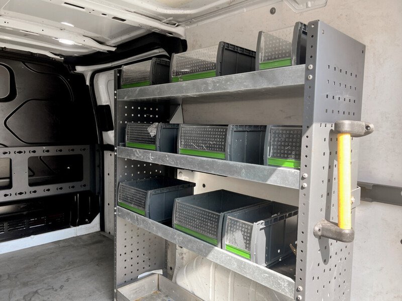 Vehicle 28