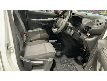 Used Toyota ProAce 2022 for sale - 76148360: Photo 4