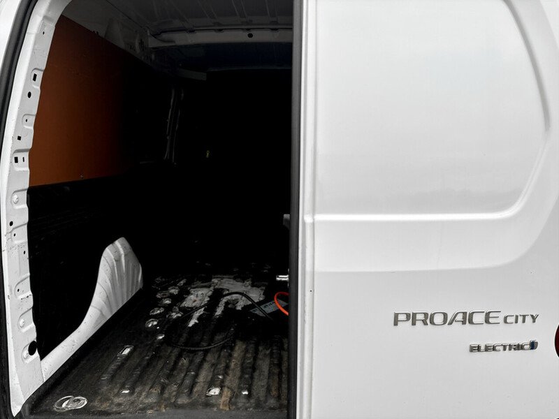 Used Toyota ProAce 2023 for sale - 78078901: Photo 27