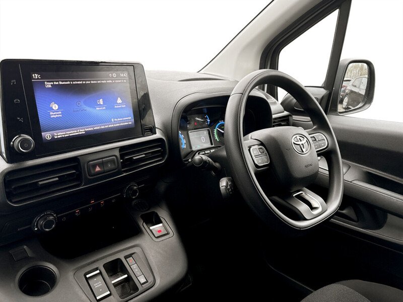 Used Toyota ProAce 2023 for sale - 78078901: Photo 40