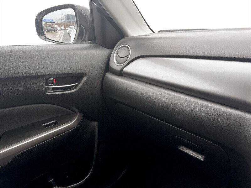 Used Suzuki Vitara 2022 for sale - 77208523: Photo 33