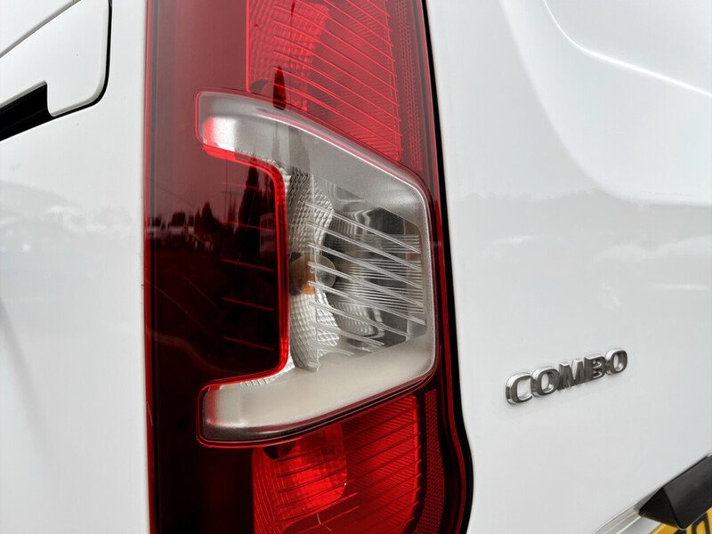 Used Vauxhall Combo 2021 for sale - 76141951: Photo 28