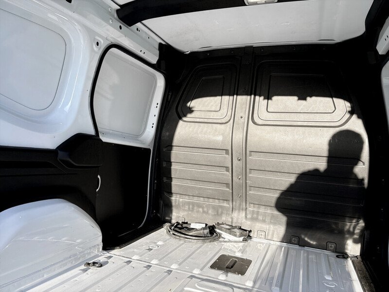 Used Nissan Other 2023 for sale - 77501068: Photo 28