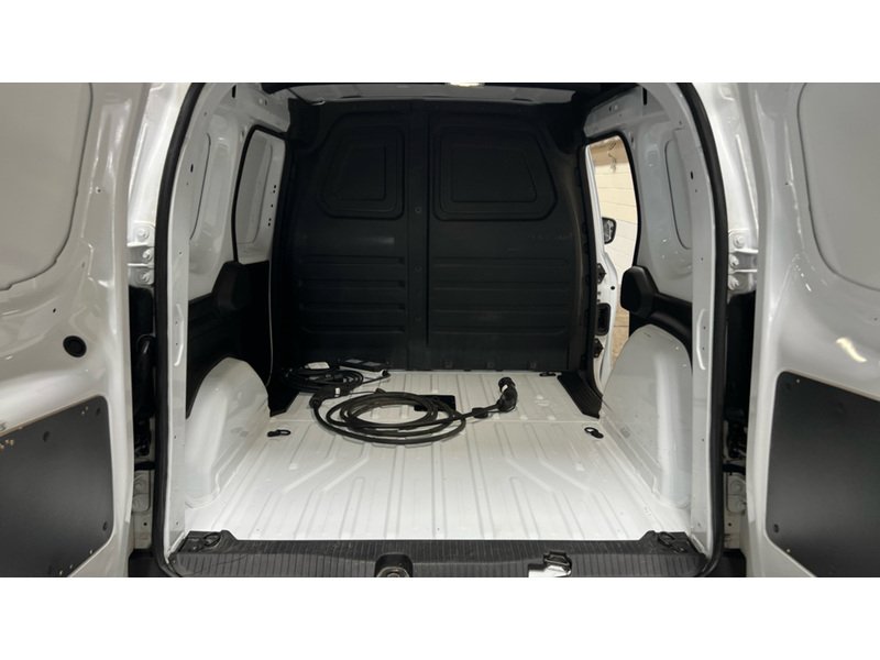 Used Nissan Other 2023 for sale - 77501068: Photo 7