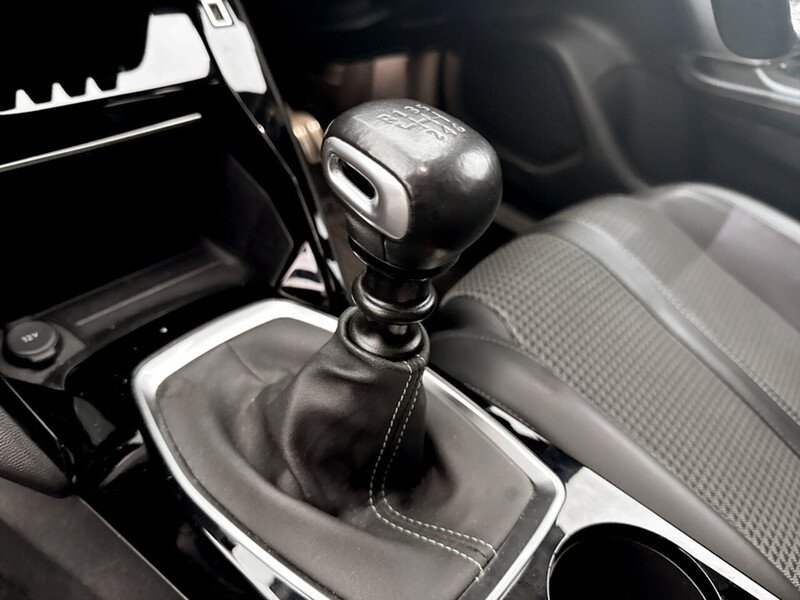 Used Peugeot 2008 2021 for sale - 77069824: Photo 40