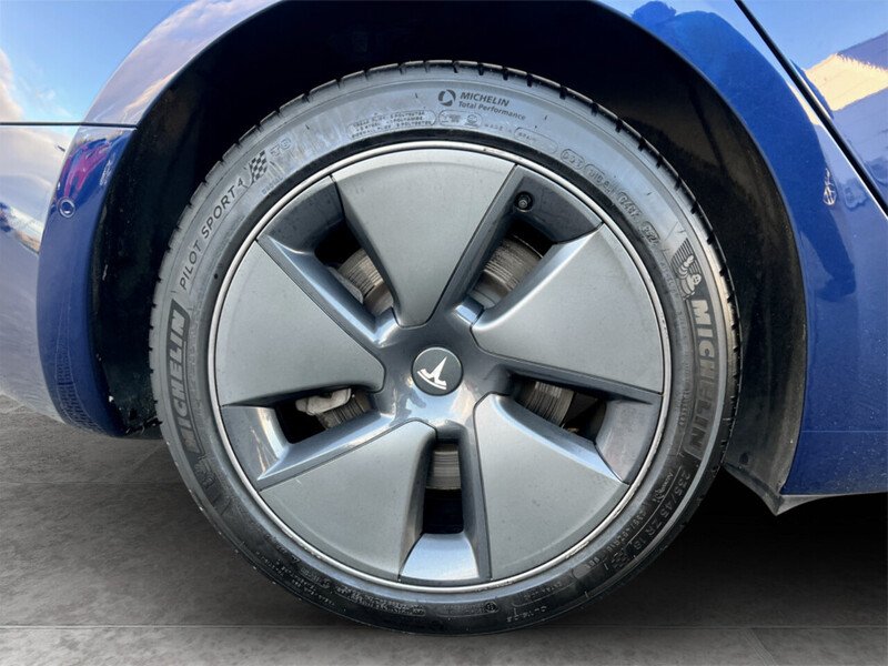 Used Tesla Model 3 2021 for sale - 76392283: Photo 10