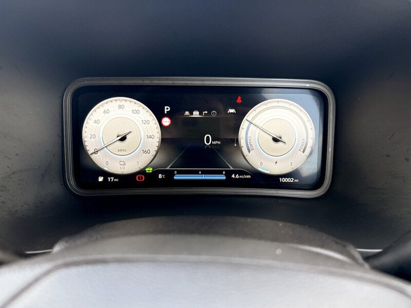 Used Hyundai KONA 2023 for sale - 77564102: Photo 30