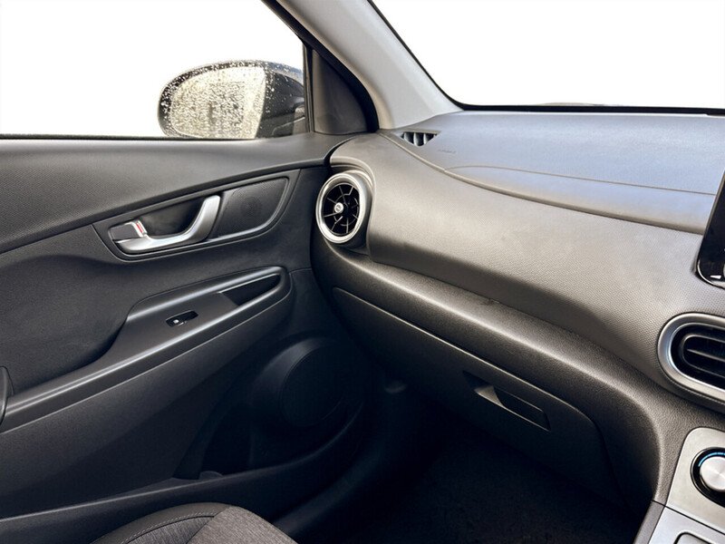 Used Hyundai KONA 2023 for sale - 77564102: Photo 31