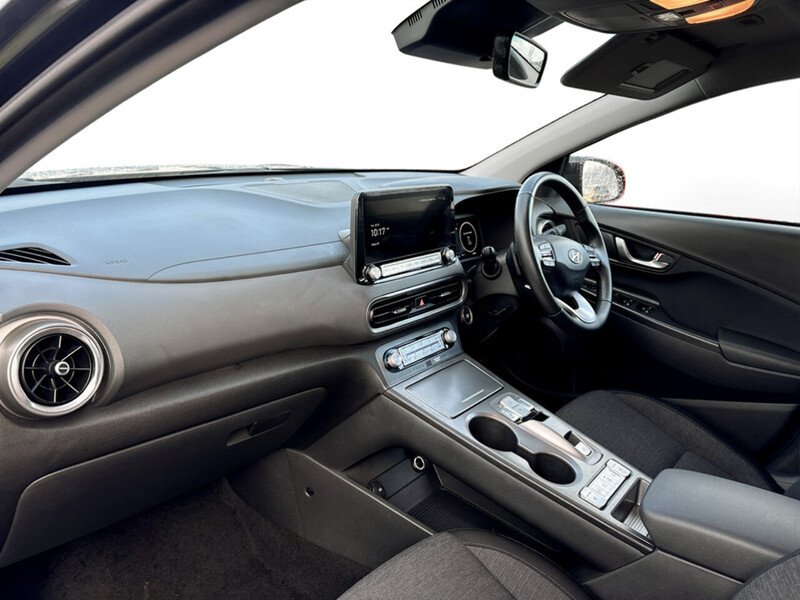 Used Hyundai KONA 2023 for sale - 77564102: Photo 32