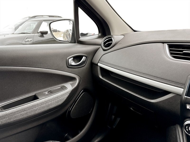 Used Renault Zoe 2022 for sale - 77365259: Photo 33