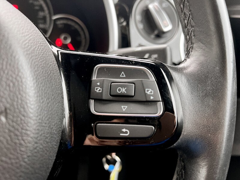 Used Volkswagen Beetle 2015 for sale - 76707261: Photo 31