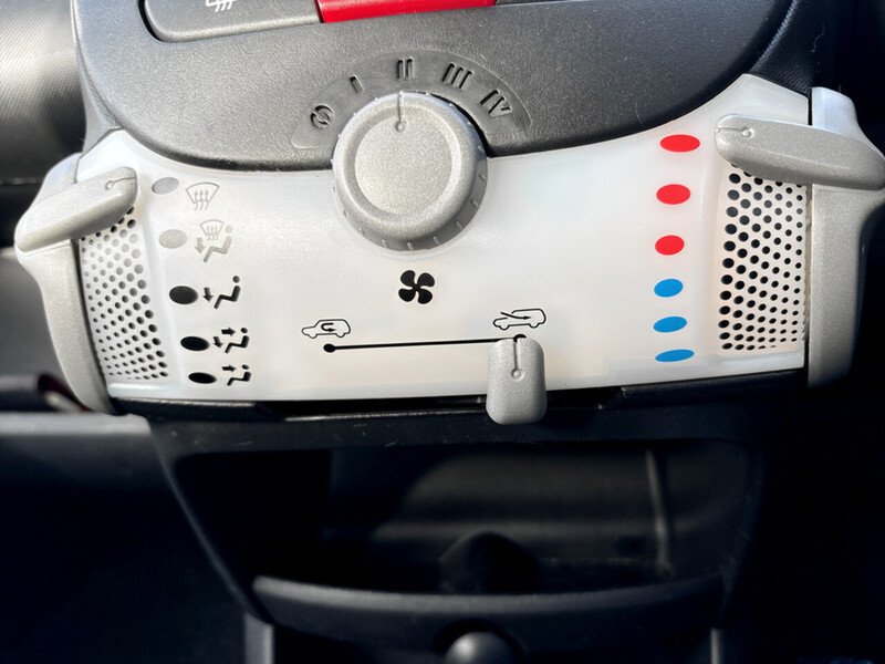 Used Citroen C1 2013 for sale - 77264015: Photo 32