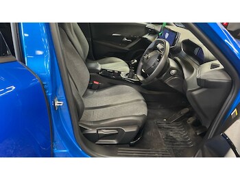 Used Peugeot 2008 2024 for sale - 78871552: Photo