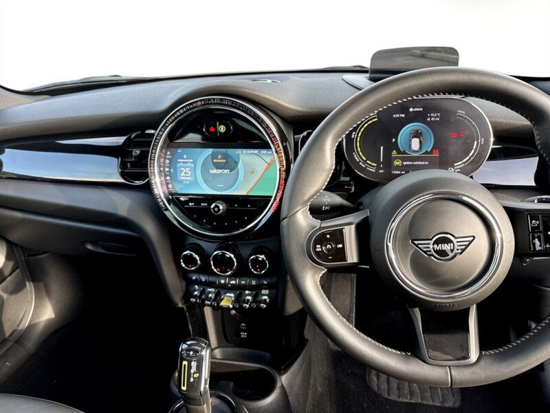 Used MINI Hatch 2022 for sale - 77704133: Photo 9