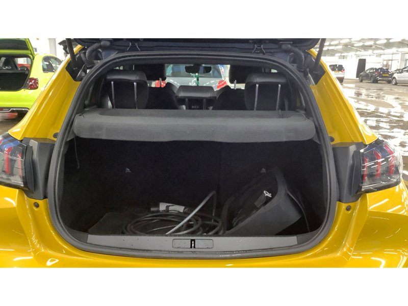 Used Peugeot 208 2021 for sale - 77609490: Photo 7