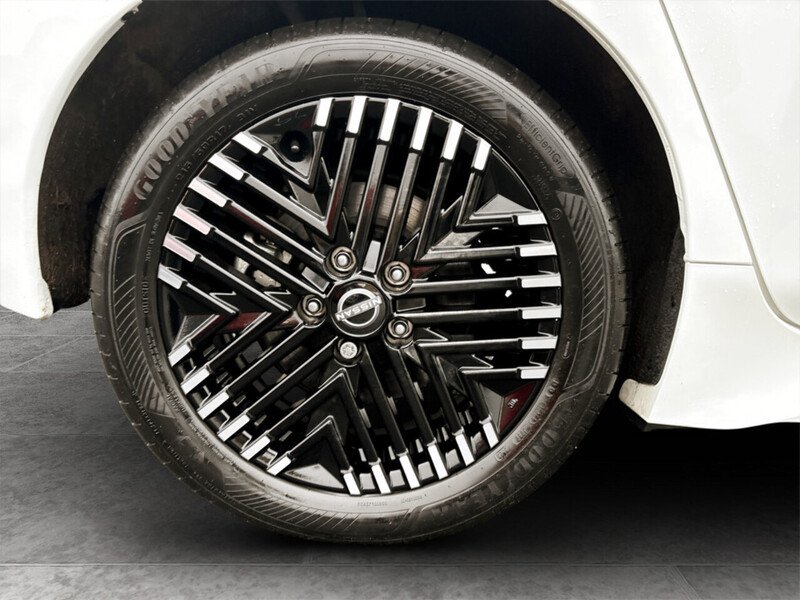 Used Nissan Leaf 2023 for sale - 77303122: Photo 10