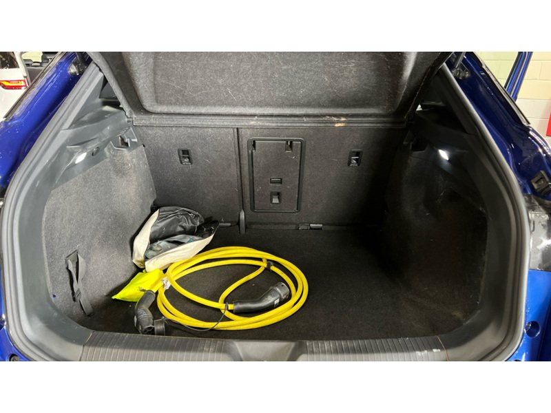 Used Volkswagen ID.4 2023 for sale - 78054275: Photo 7