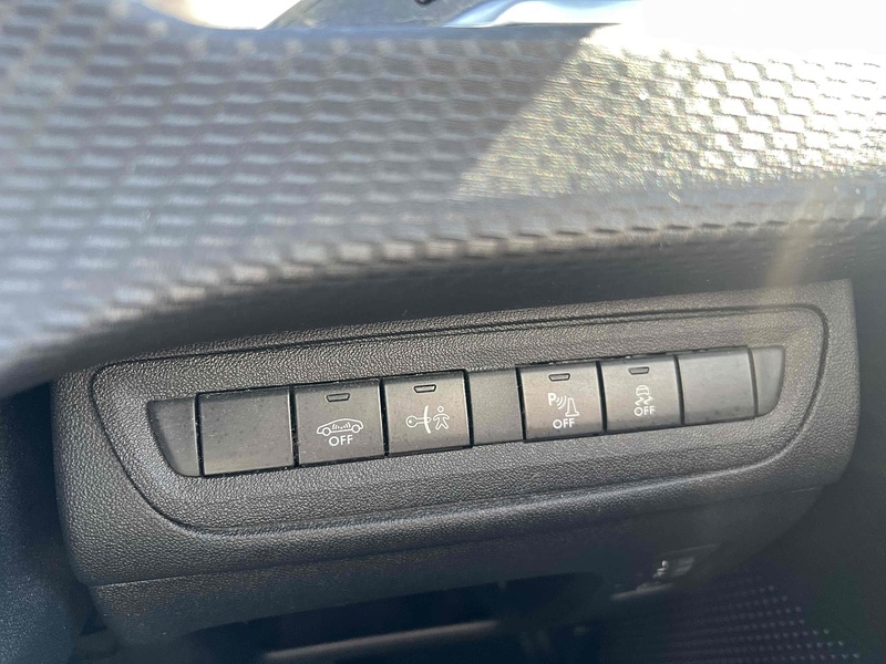 Used Peugeot 2008 2016 for sale - 76986506: Photo 29