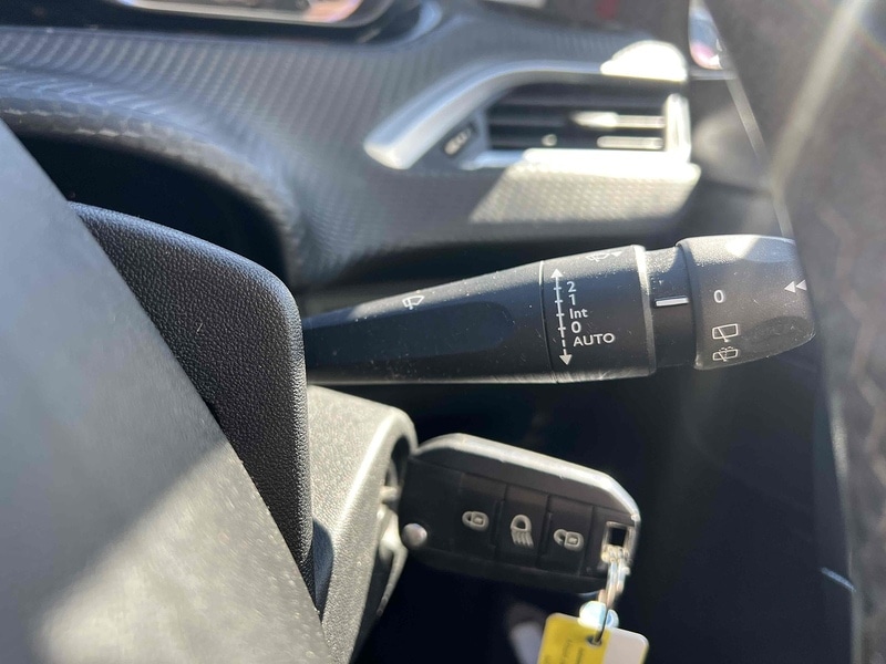 Used Peugeot 2008 2016 for sale - 76986506: Photo 33