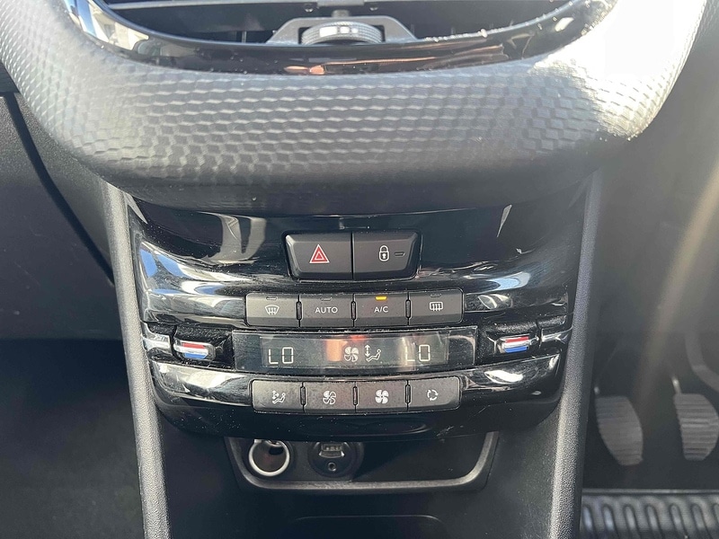 Used Peugeot 2008 2016 for sale - 76986506: Photo 40