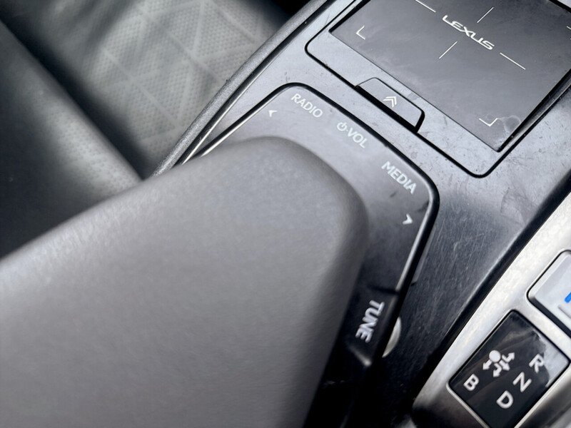 Used Lexus UX 2021 for sale - 77118186: Photo 40