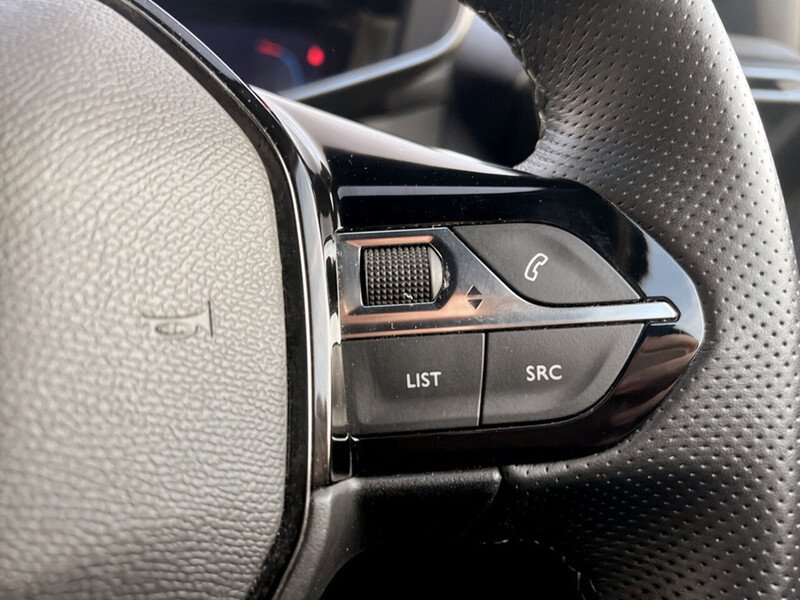 Used Peugeot 208 2023 for sale - 76662431: Photo 31