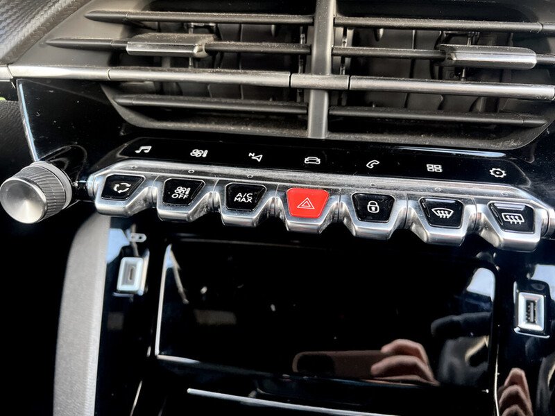 Used Peugeot 208 2023 for sale - 76662431: Photo 39