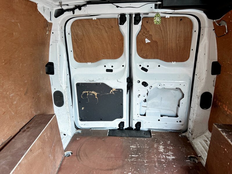 Used Vauxhall Vivaro 2020 for sale - 76751509: Photo 20